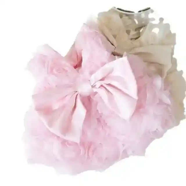 Vestitino elegante da cerimonia per cani con roselline in tulle e fiocco - immagine 9