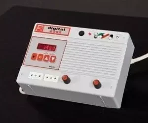 FRAN-PET | Programmatore luce Digital 2002