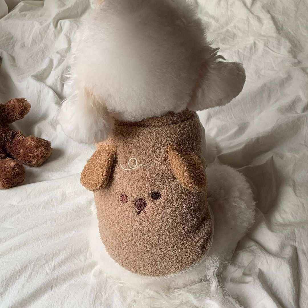 Cappottino Smanicato per Cani "Oliver" con Ricamo e Orecchie in Tessuto ✨ - immagine 7