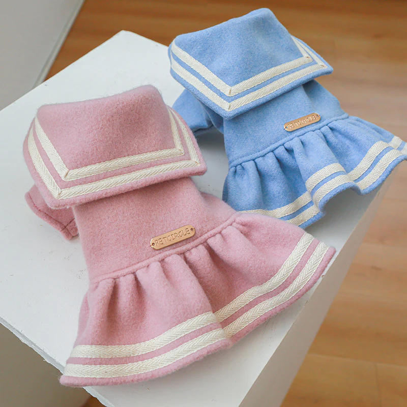 Cape Design Dog Cat Dress Coat - immagine 9