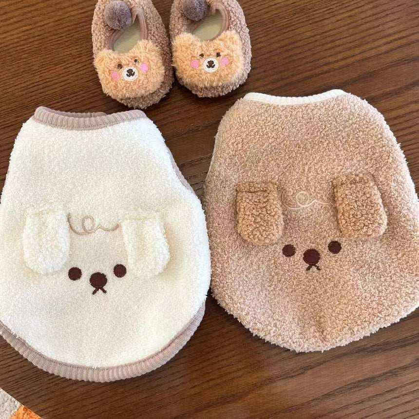 Cappottino Smanicato per Cani "Oliver" con Ricamo e Orecchie in Tessuto ✨ - immagine 2