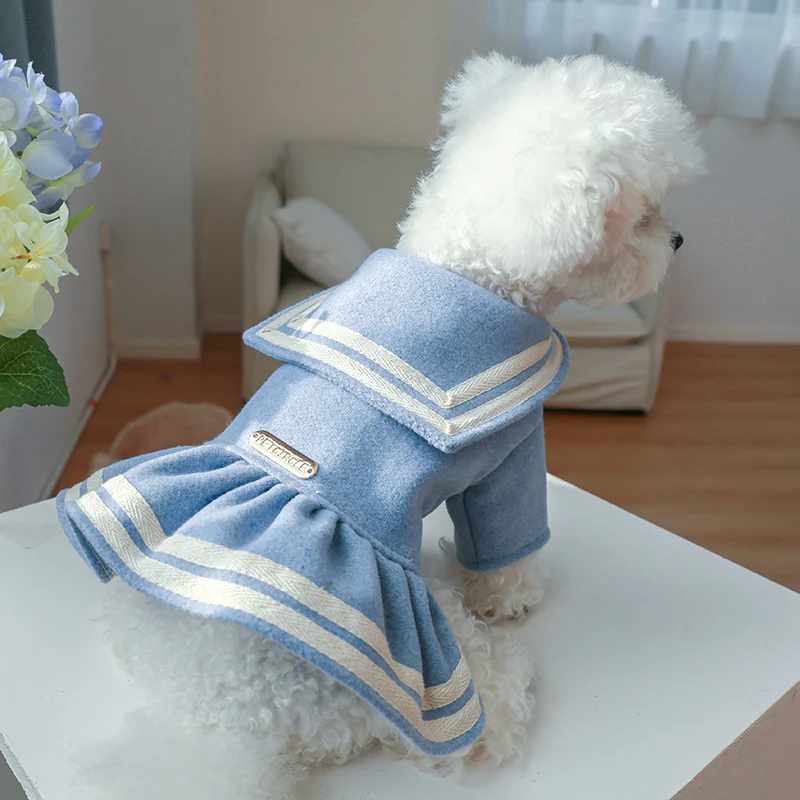 Cape Design Dog Cat Dress Coat - immagine 4