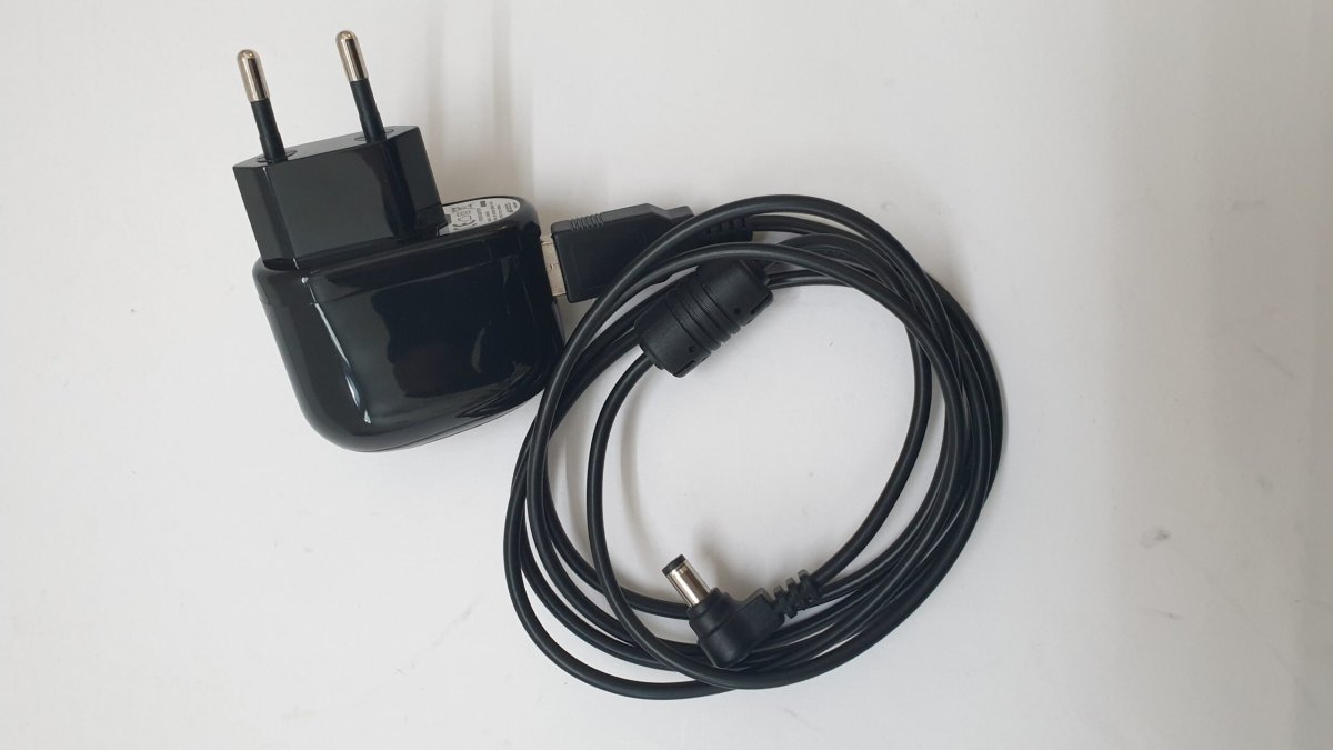 ALIMENTATORE SFIGMOMANOMETRO DIGITALE - immagine 2