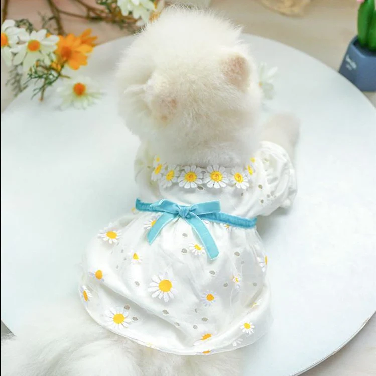 Bowknot Lace Dresses For Dog Cat - immagine 5